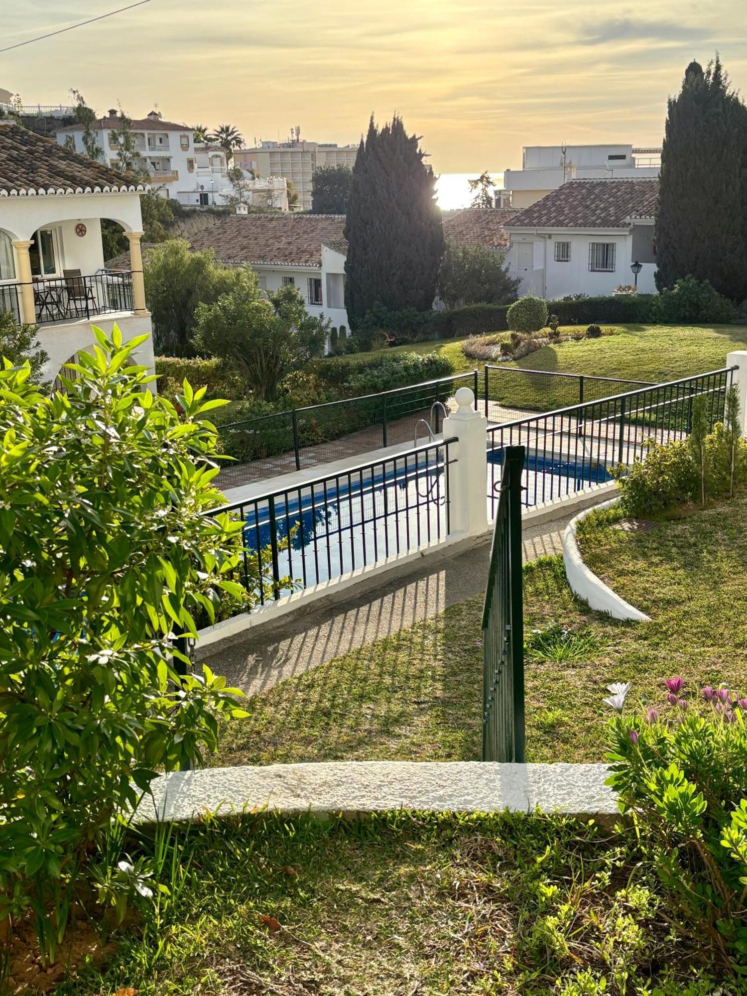 Lux 2 Kmr App Stella Blanca Met Zwembaden Airco En Zeezicht Apartment Fuengirola Exterior photo